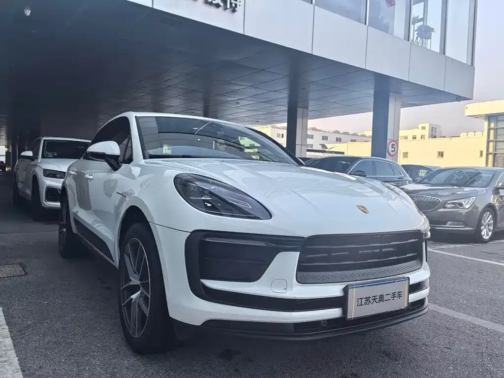 Porsche Macan — фото 8