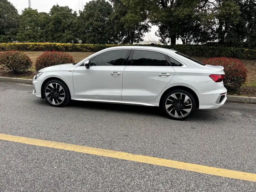 Audi A3 — фото 10