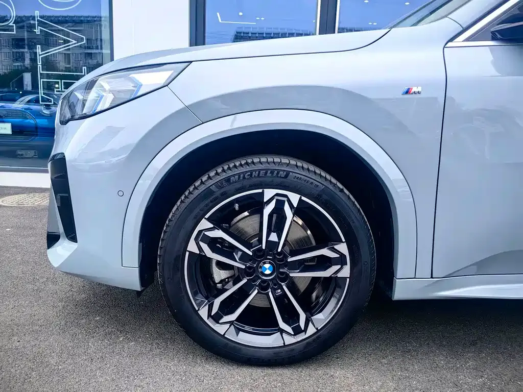 BMW X2 (Import) — фото 8