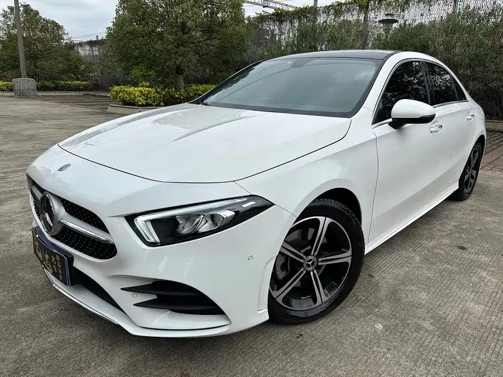 Mercedes-Benz A-Class — фото 1
