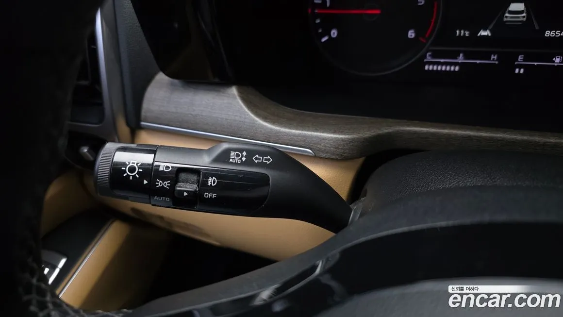 Kia Sorento — фото 5
