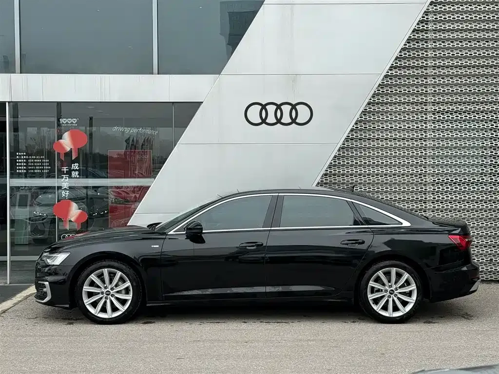 Audi A6L — фото 8