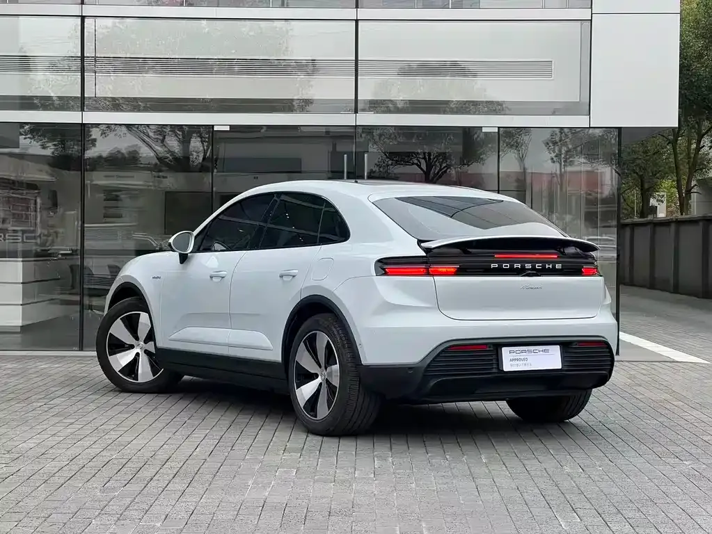 Porsche Macan EV — фото 5
