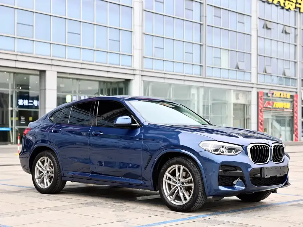 BMW X4 — фото 9