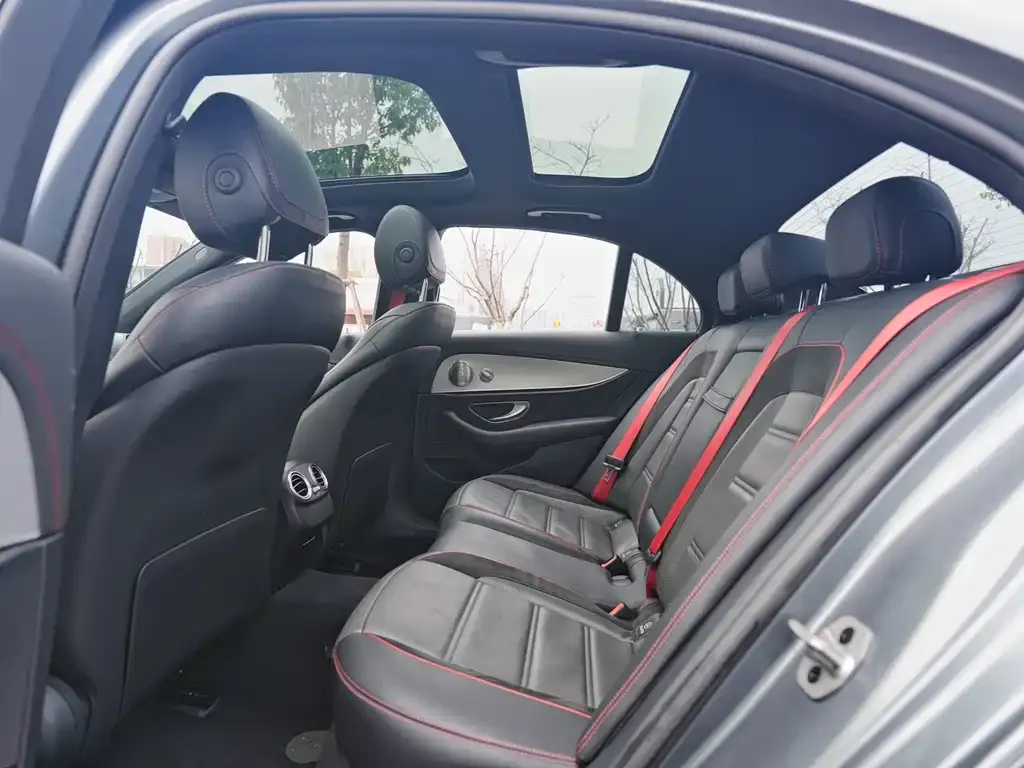 Mercedes-Benz E-Class AMG — фото 3