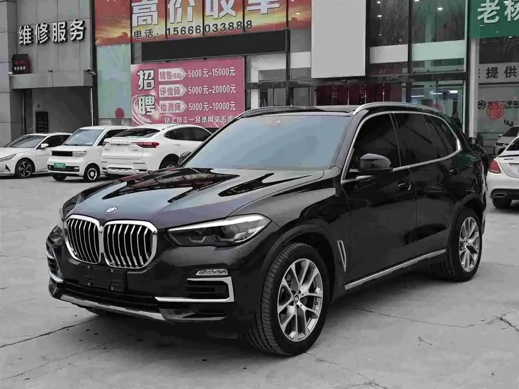 BMW X5 (Import) — фото 1