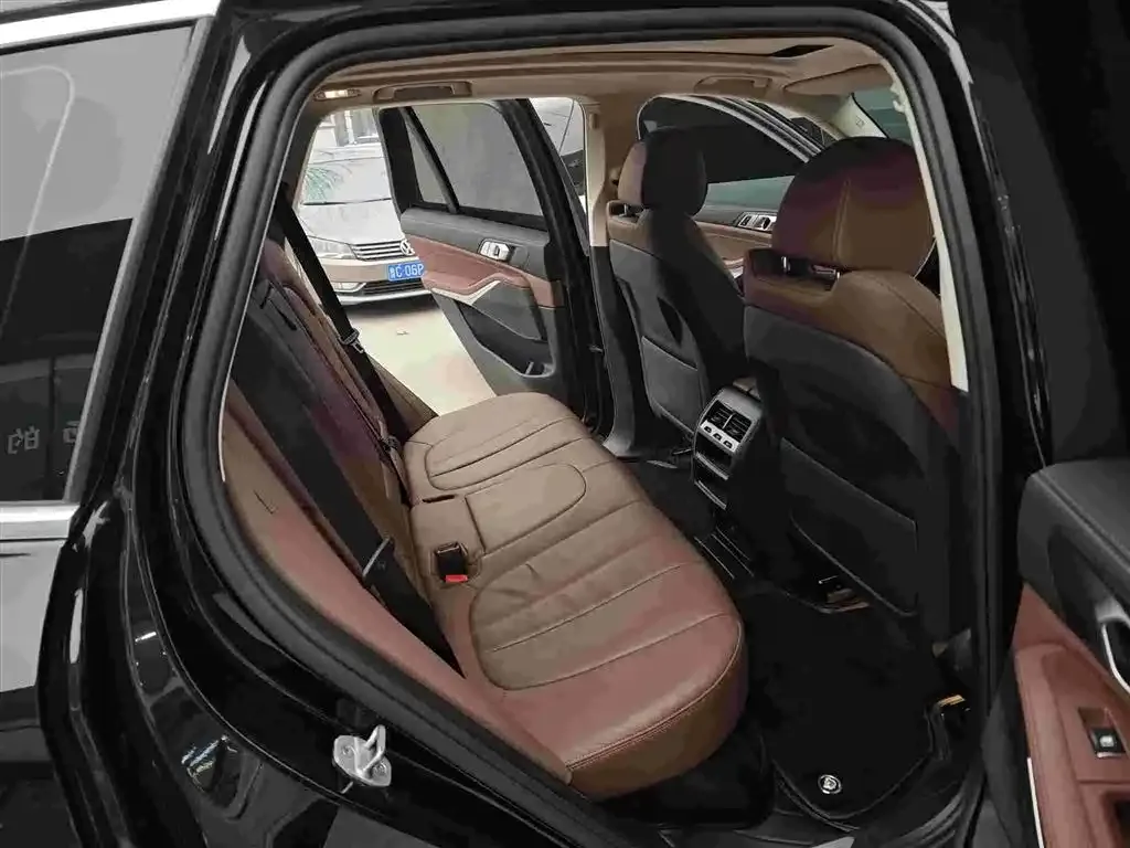 BMW X5 (Import) — фото 3