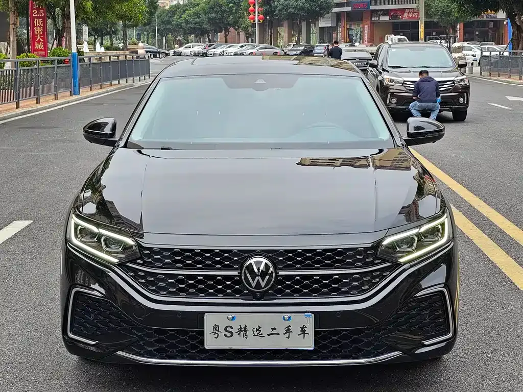 Volkswagen Passat — фото 4