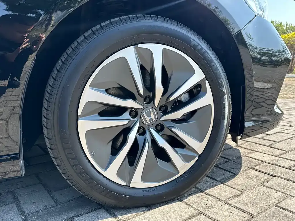 Honda Inspire — фото 3
