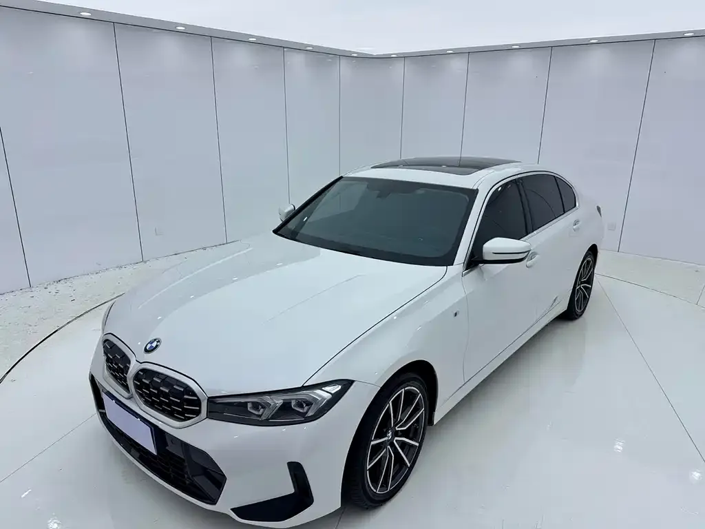 BMW 3 Series — фото 1