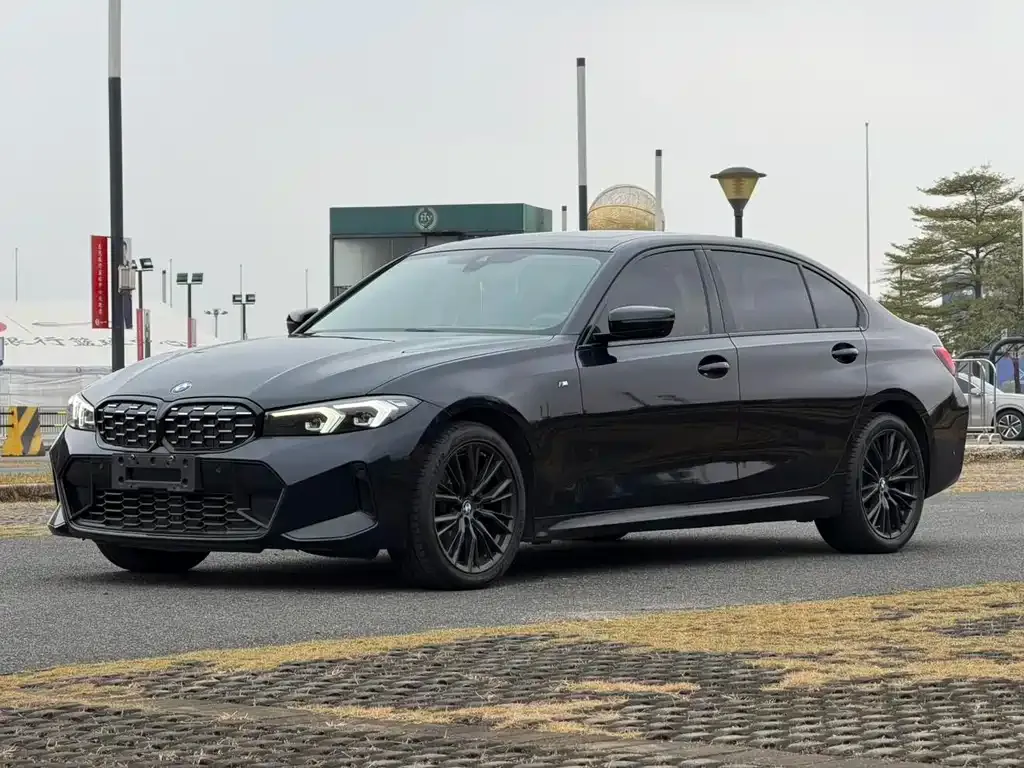 BMW 3 Series — фото 1