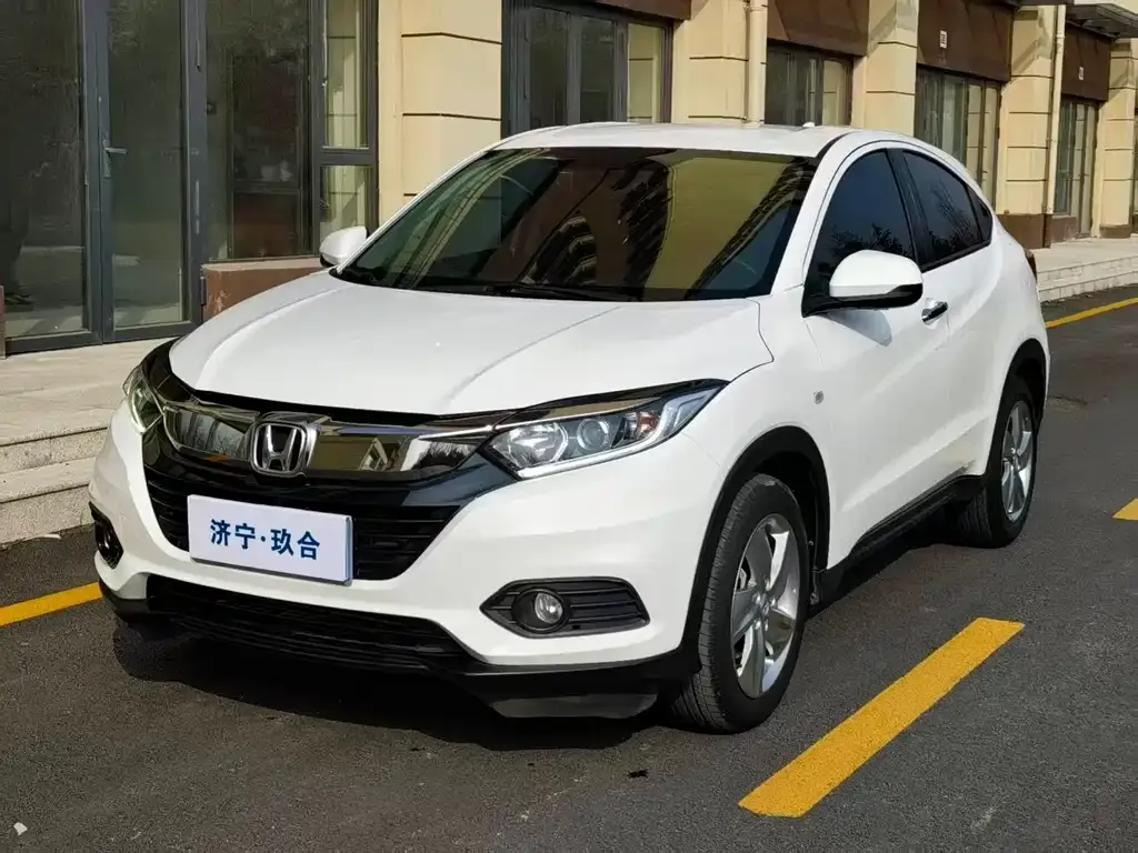 Honda Vezel — фото 1