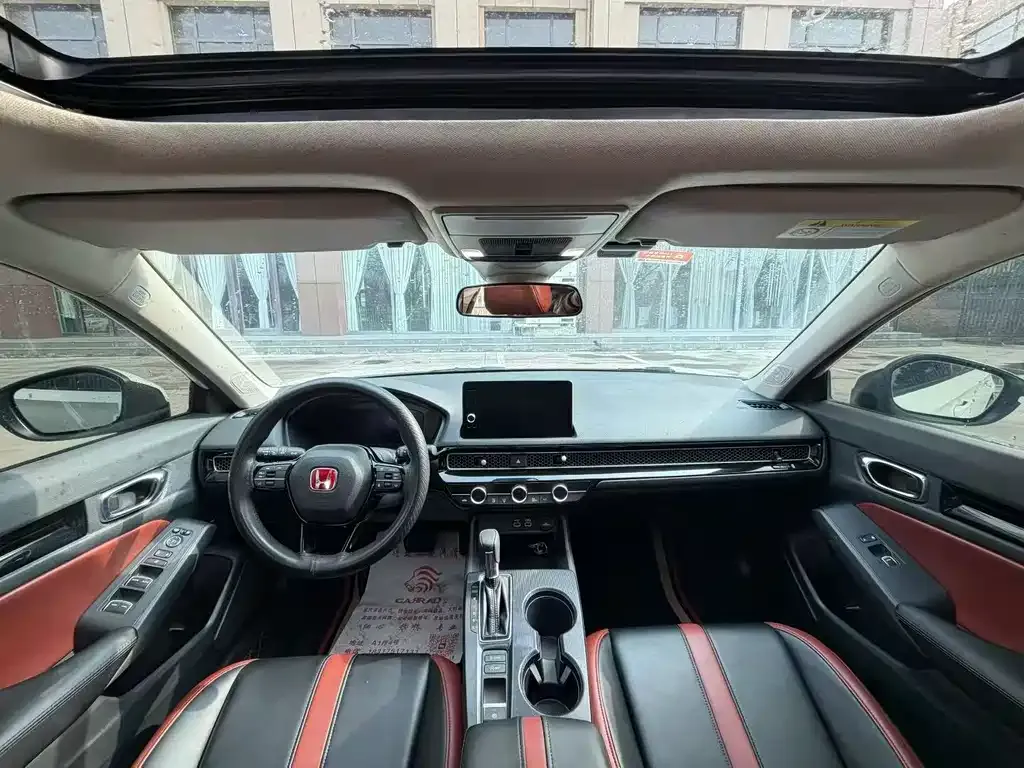 Honda Civic — фото 7