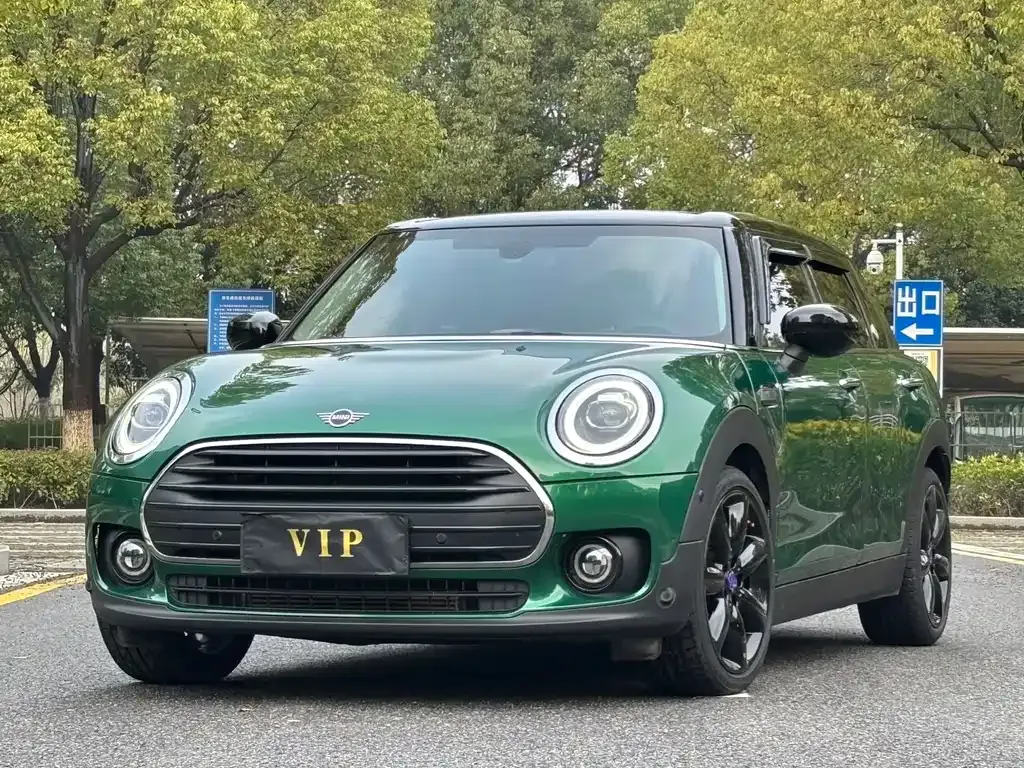 MINI Clubman — фото 1