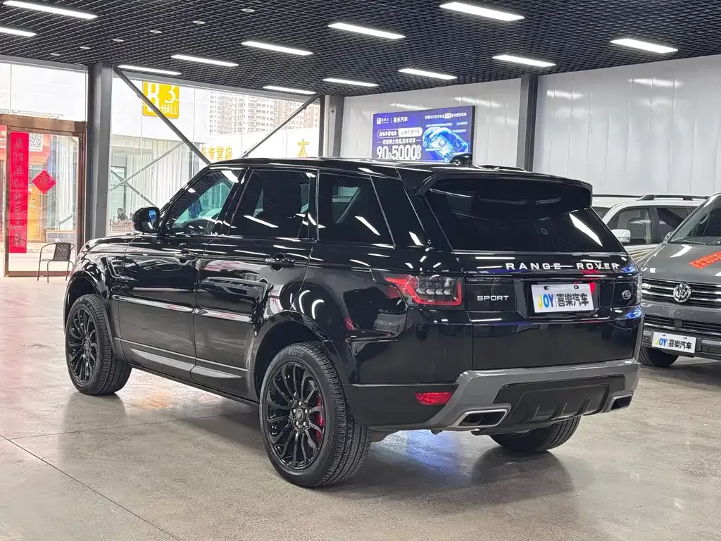 Land Rover Sport PHEV — фото 10
