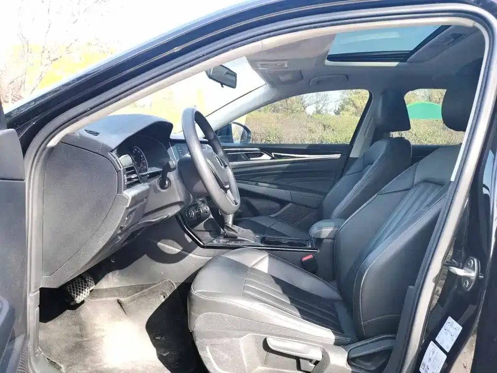 Volkswagen Passat — фото 5