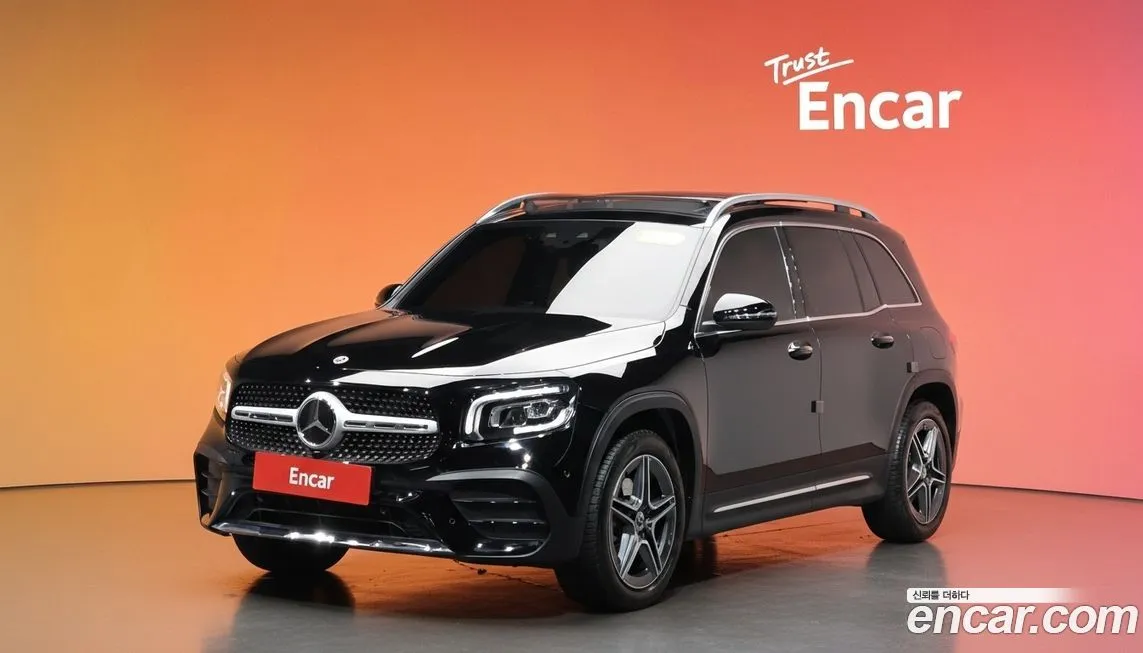 Mercedes-Benz GLB-Class — фото 1