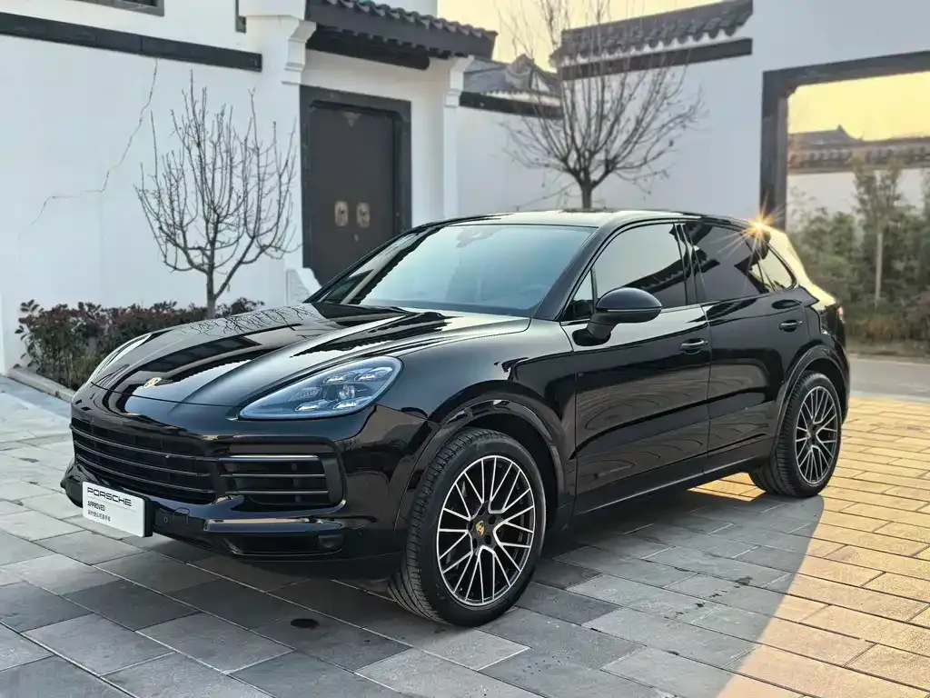 Porsche Cayenne — фото 6