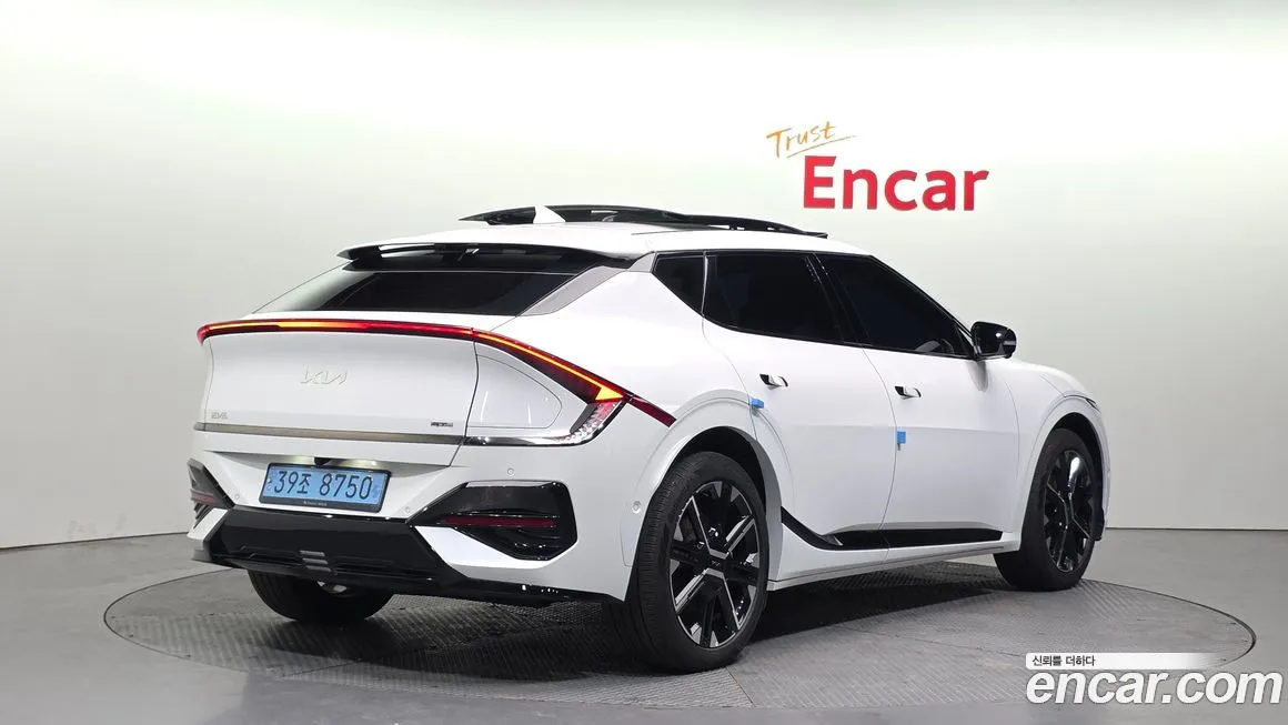 Kia EV6 — фото 3
