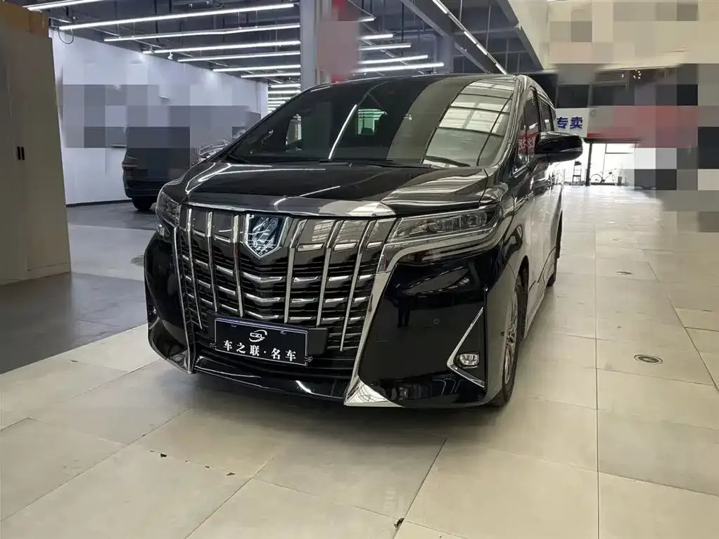 Toyota Alphard — фото 6