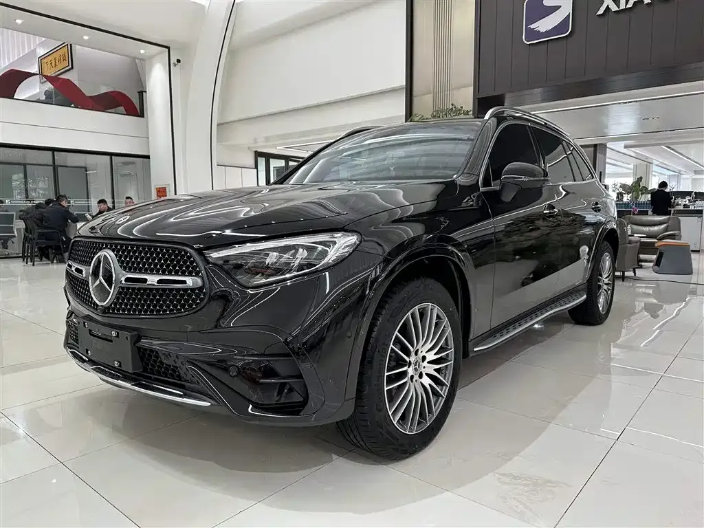Mercedes-Benz GLC — фото 1