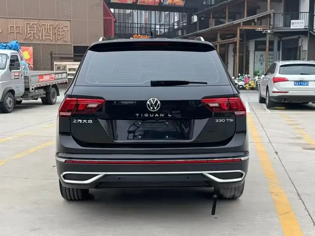 Volkswagen Tiguan L — фото 4