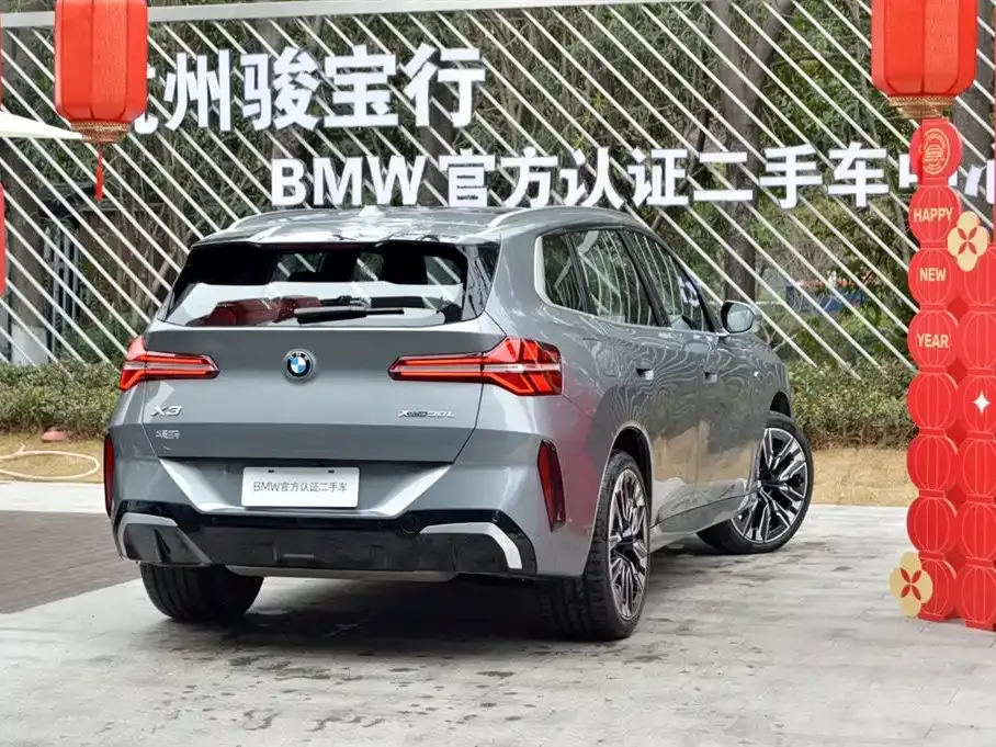 BMW X3 — фото 8