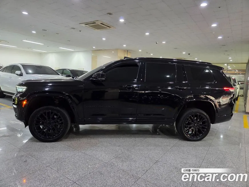 Jeep Cherokee — фото 3
