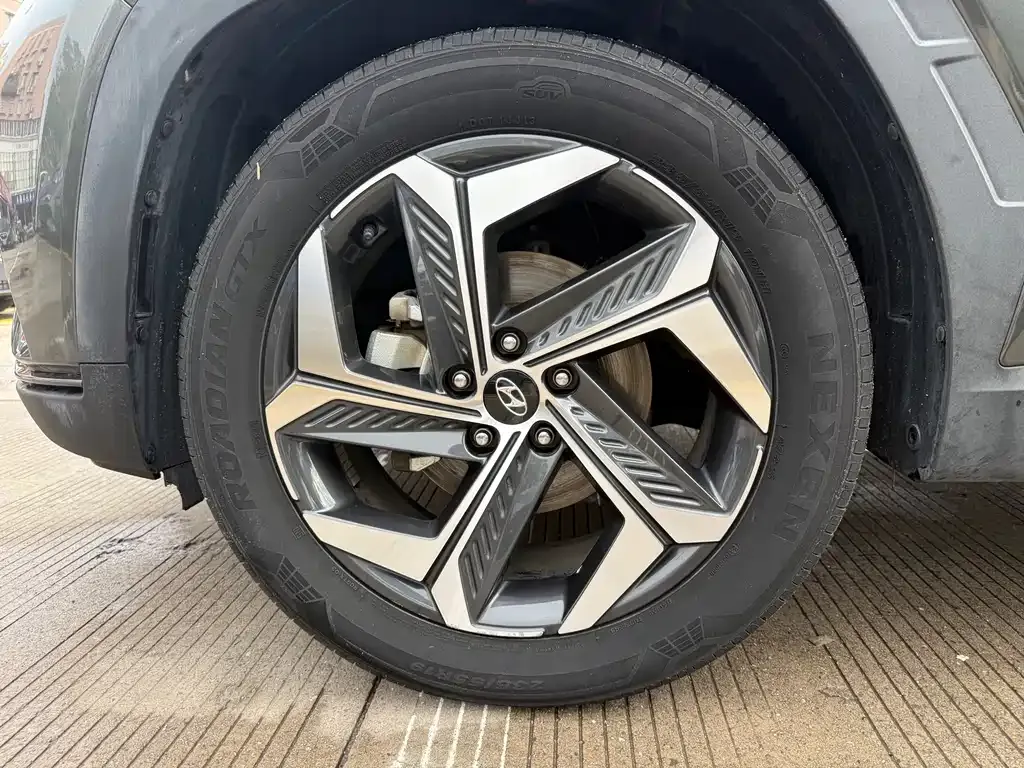 Hyundai Tucson — фото 9