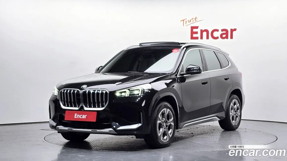 BMW X1 — фото 1