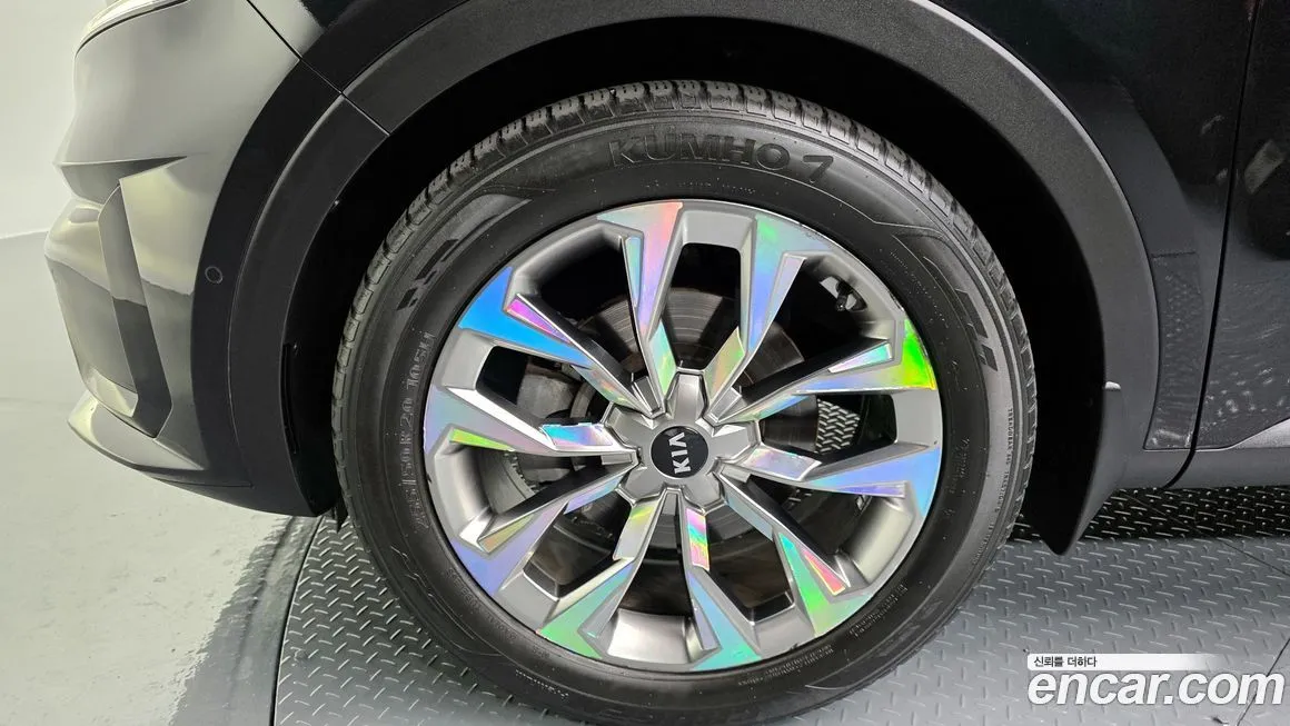 Kia Sorento — фото 5