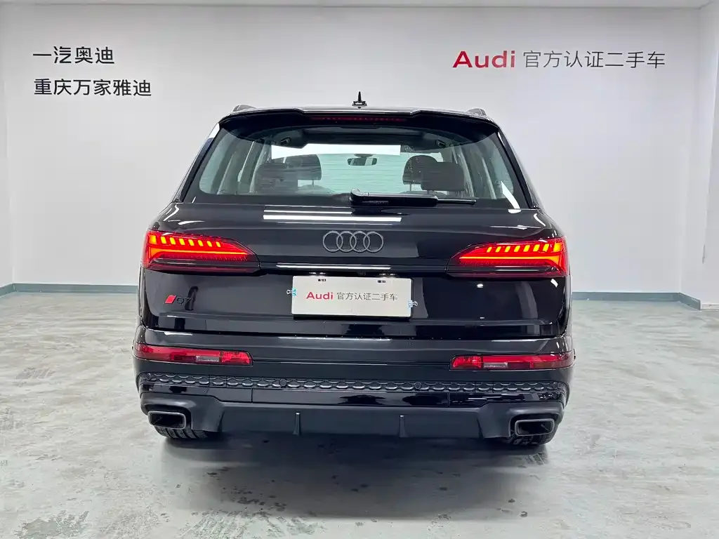 Audi Q7 — фото 2