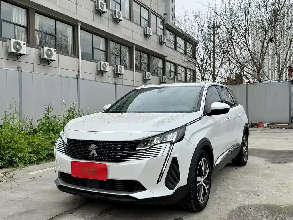 Peugeot 5008 — фото 1