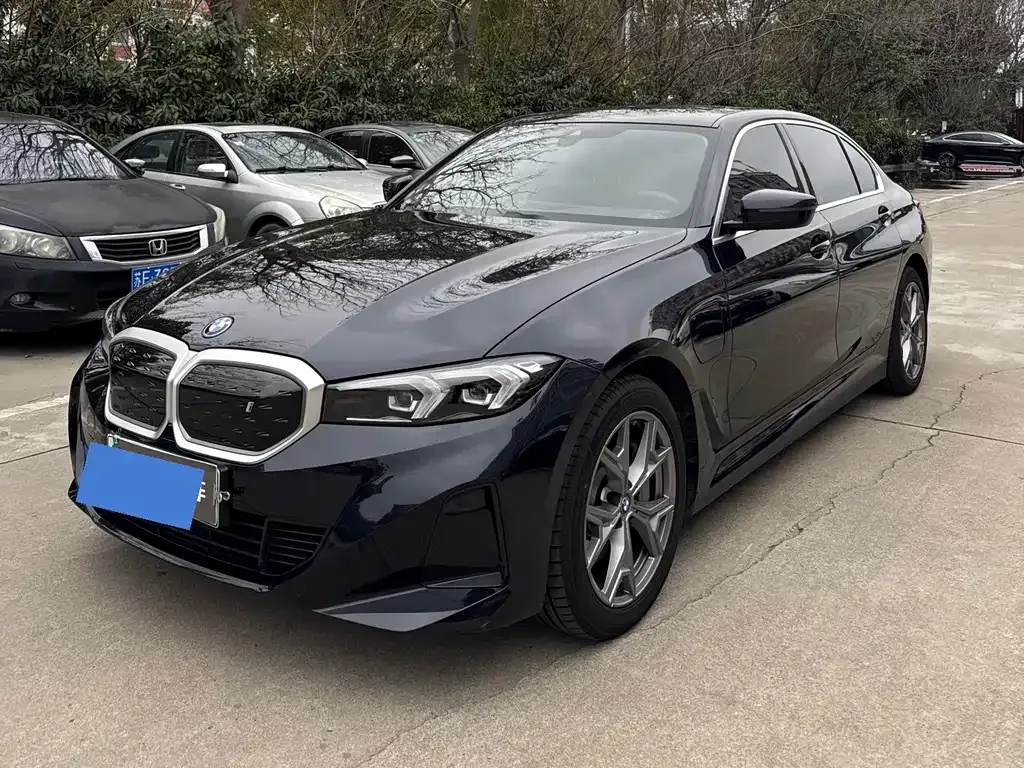 BMW i3 — фото 1