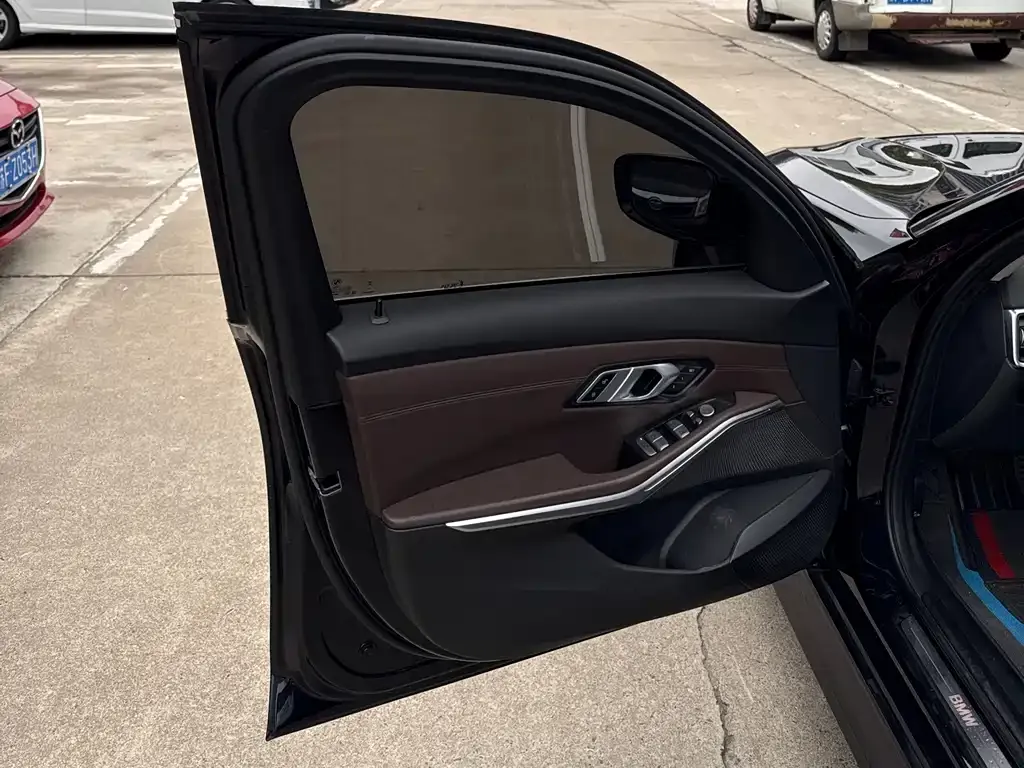 BMW i3 — фото 10