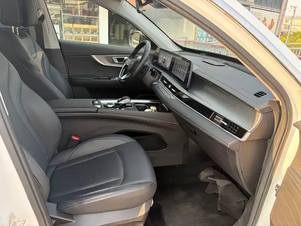 Chery Tiggo 8 PLUS — фото 3