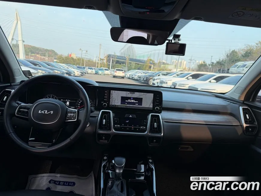 Kia Sorento — фото 4