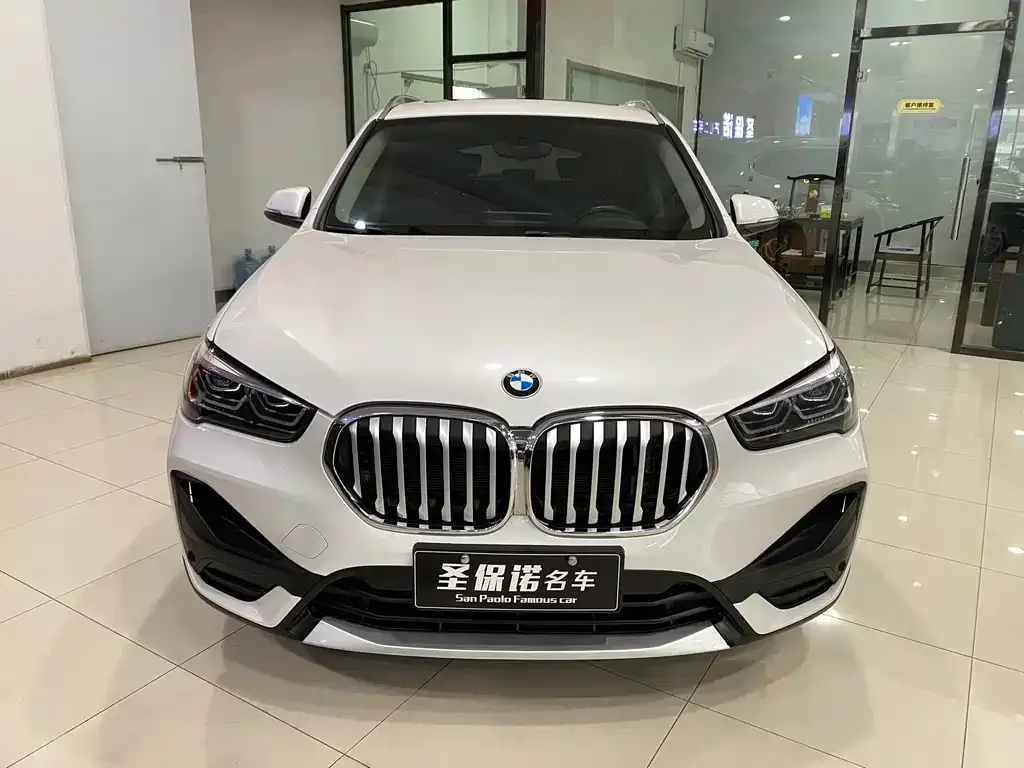 BMW X1 — фото 4