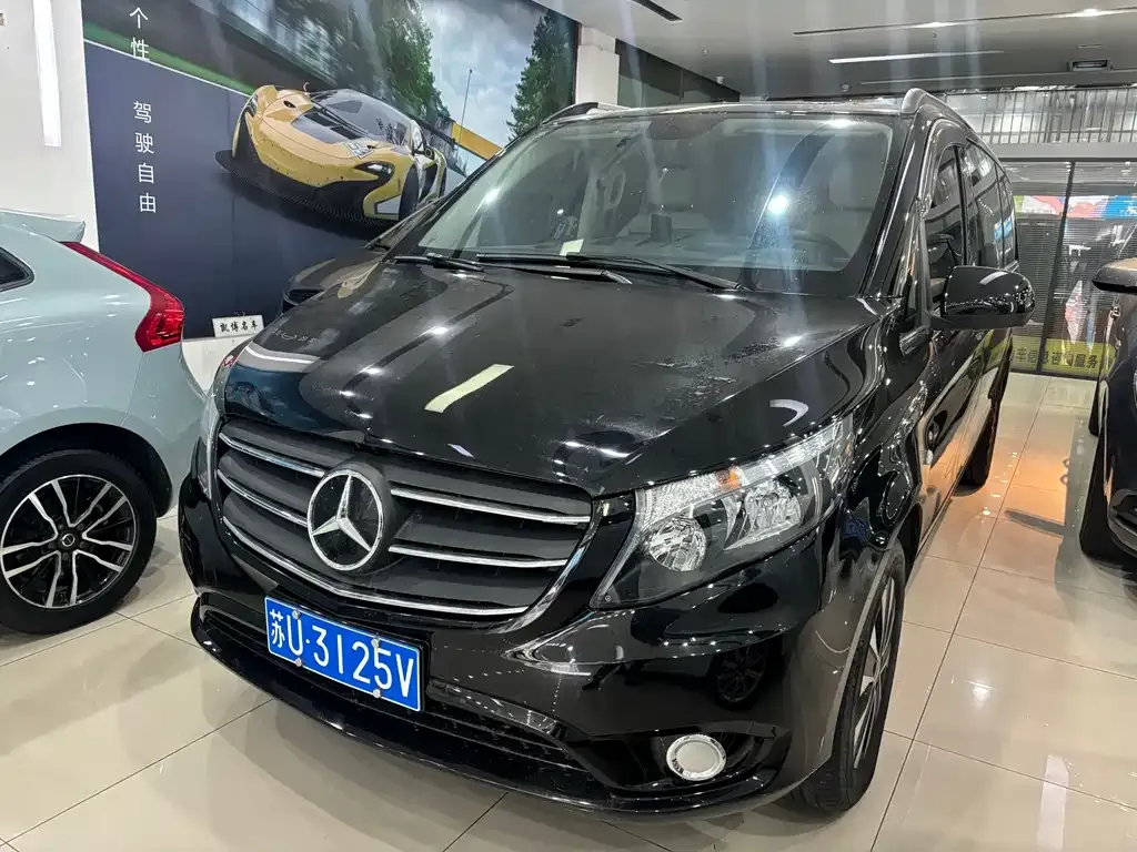 Mercedes-Benz Vito — фото 1