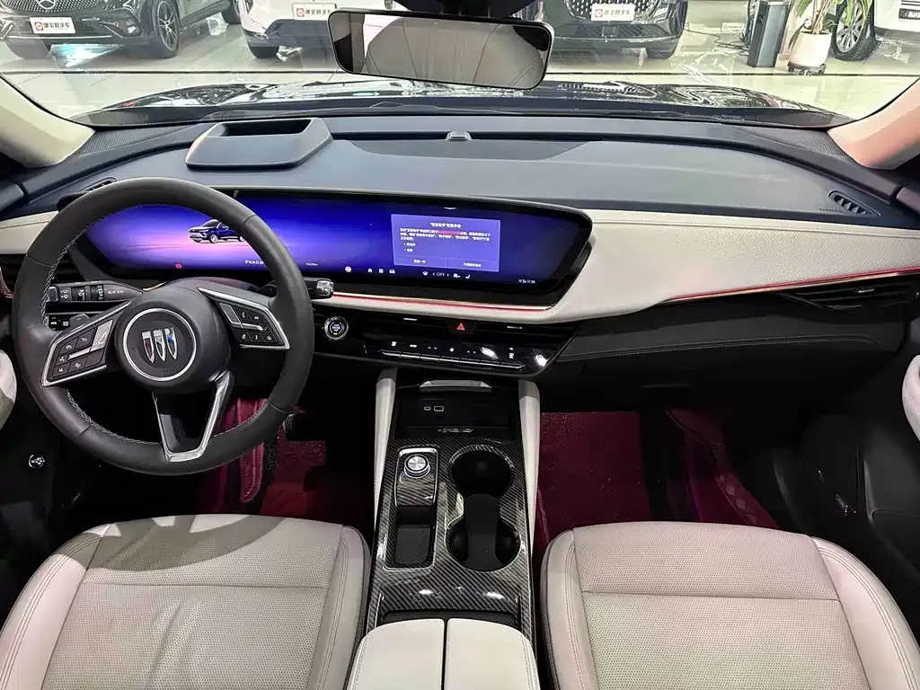 Buick Envision Plus — фото 9