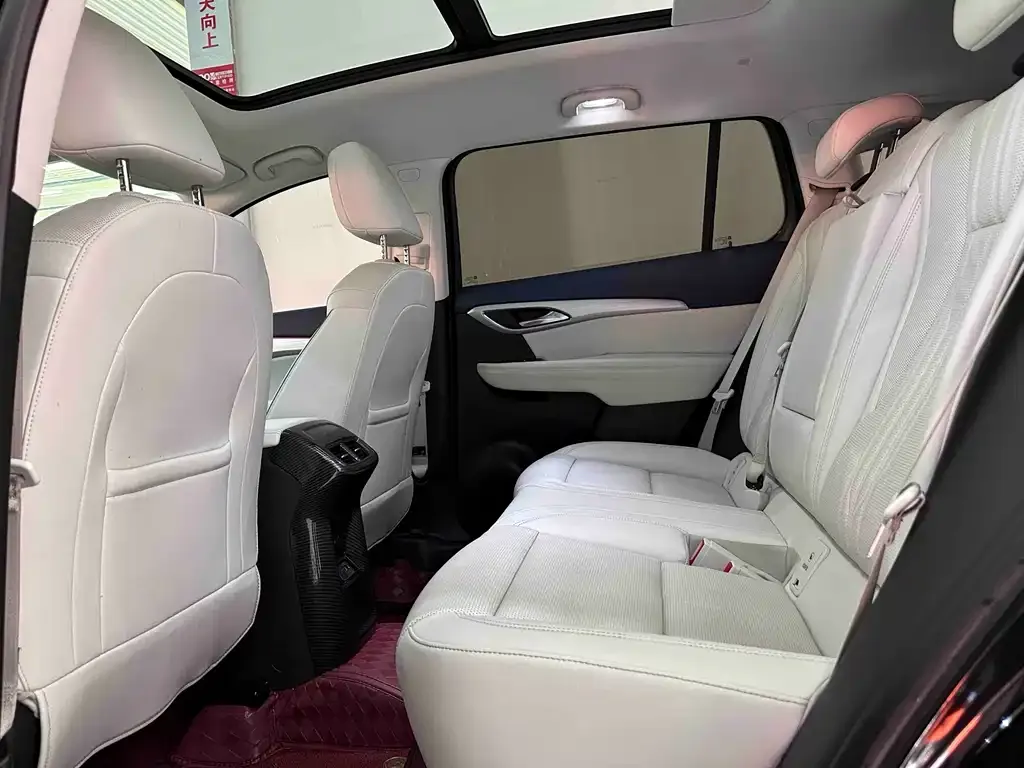 Buick Envision Plus — фото 8