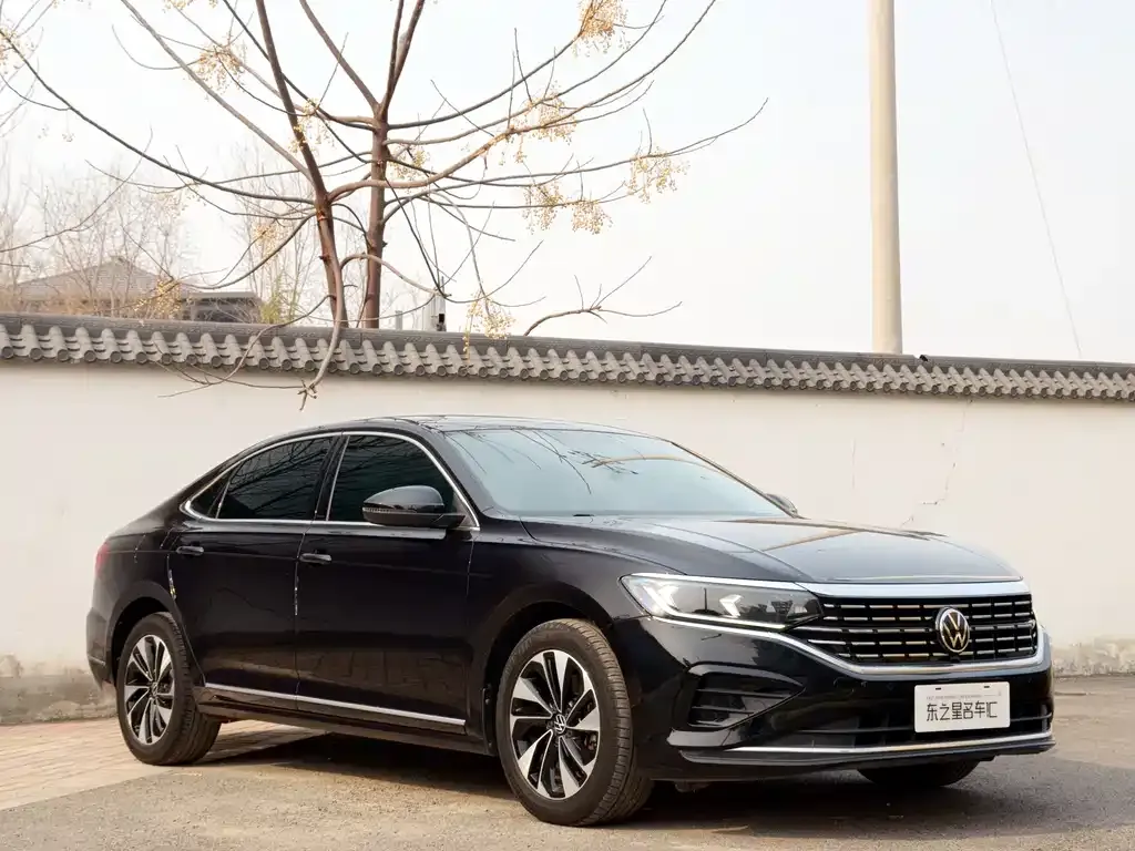 Volkswagen Passat — фото 4