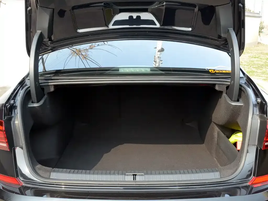 Volkswagen Passat — фото 5