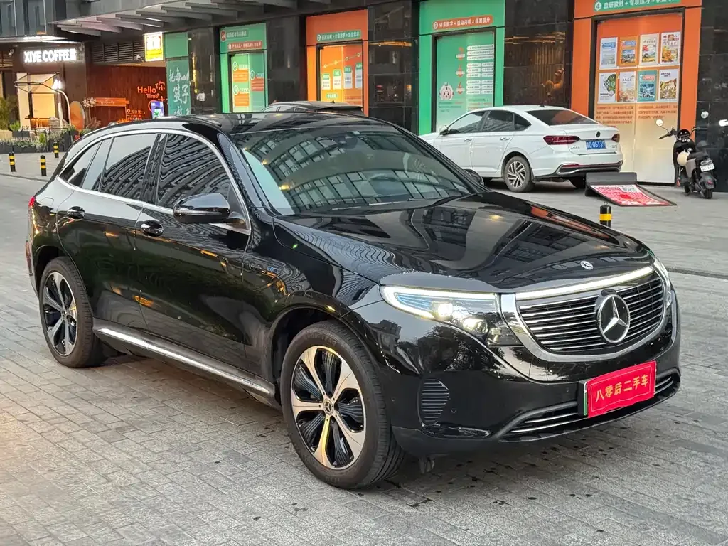 Mercedes-Benz EQC — фото 4