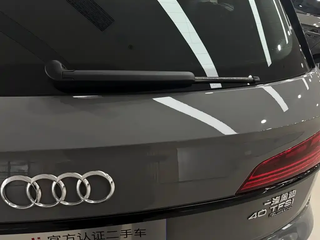 Audi Q5L — фото 2