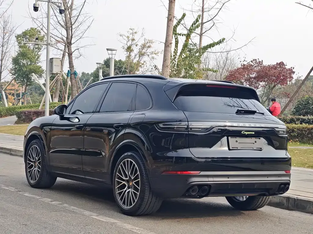 Porsche Cayenne Hybrid — фото 6