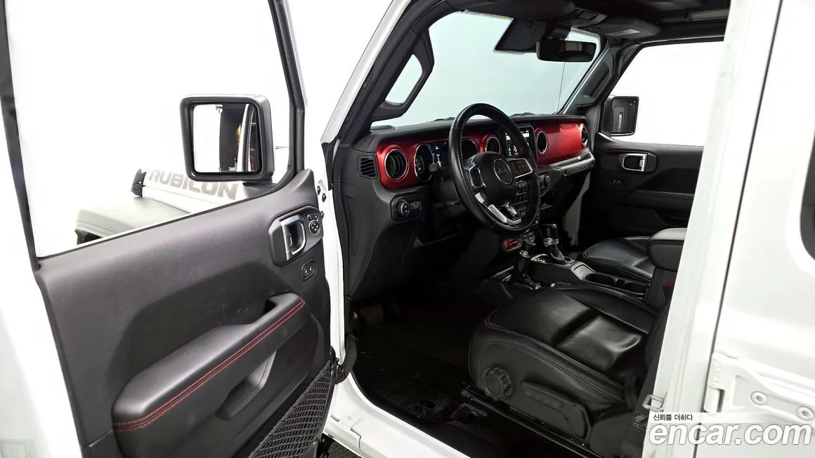 Jeep Wrangler — фото 9