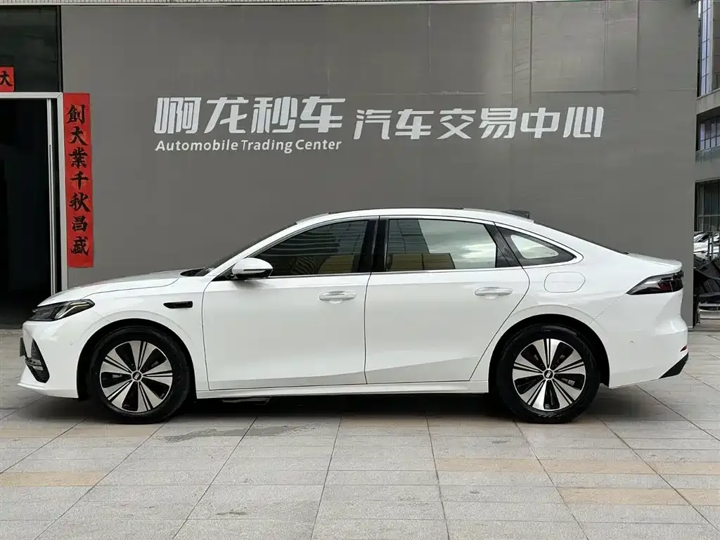 Geely Galaxy A7 — фото 8