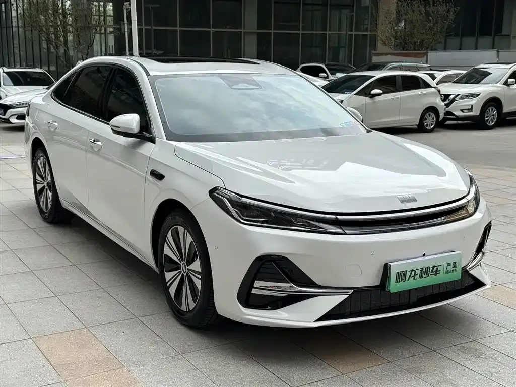 Geely Galaxy A7 — фото 2