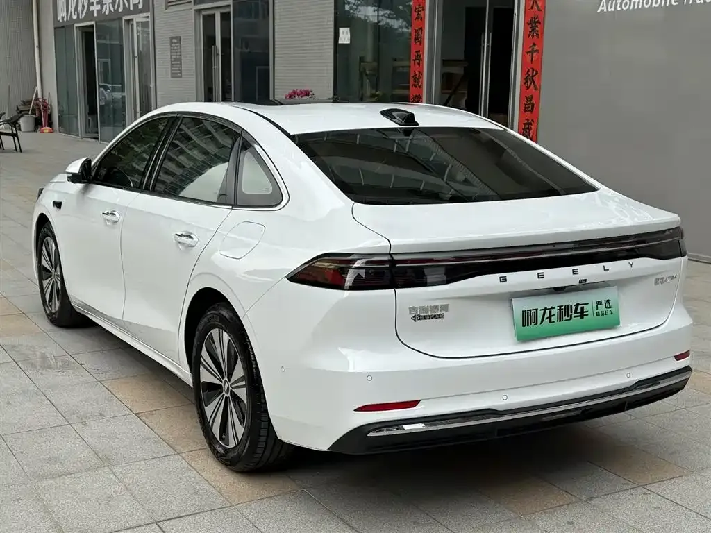 Geely Galaxy A7 — фото 6